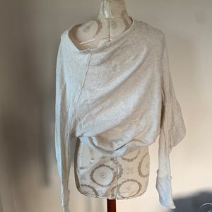 Creme /Tan MPG sweatshirt.